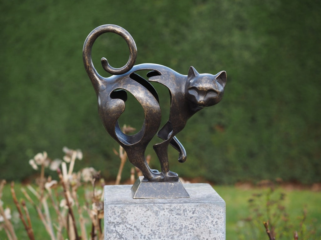 Bronzen beeld kat
