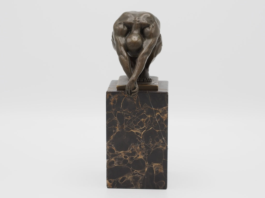 Bronzen beeld zwemmer