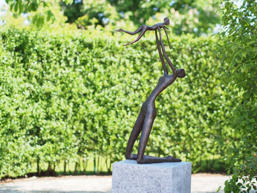 Bronzen beeld zwanger