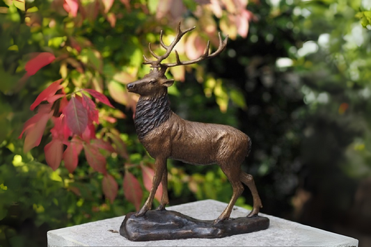 Bronzen Beeld Hert