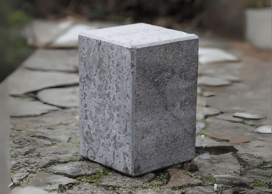 Kleine Sokkel 10X10X15 natuursteen