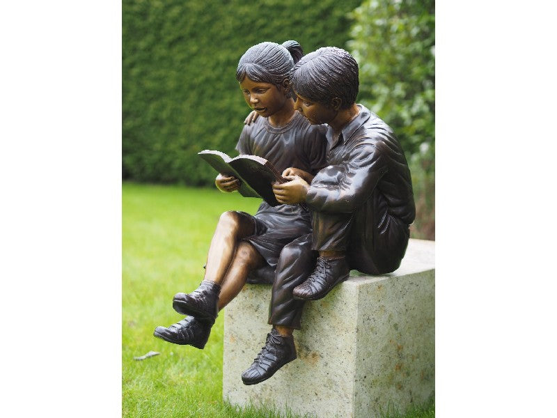 Bronzen kinderen lezen een boek - GardenArts